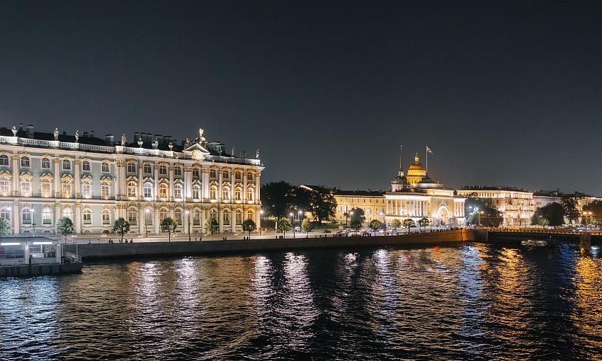 Дворцы на Дворцовой набережной — 10 знаменитейших мест Петербурга за 33 минуты